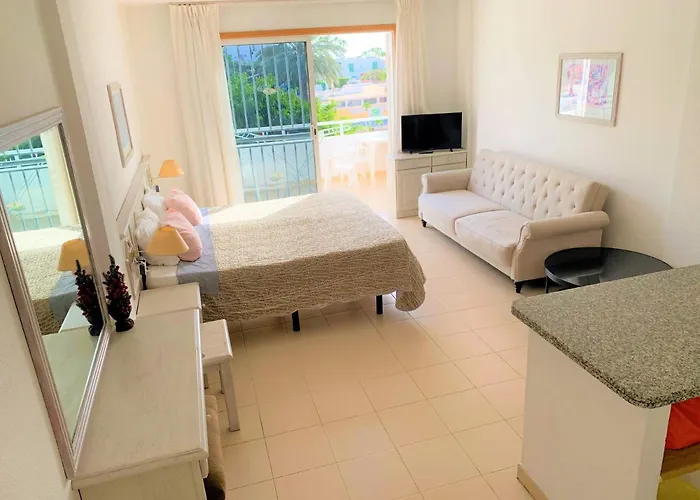 Ocean Breeze And Seaview *