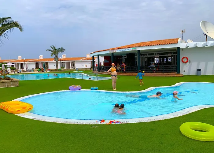 Ocean Breeze And Seaview 公寓 阿德耶