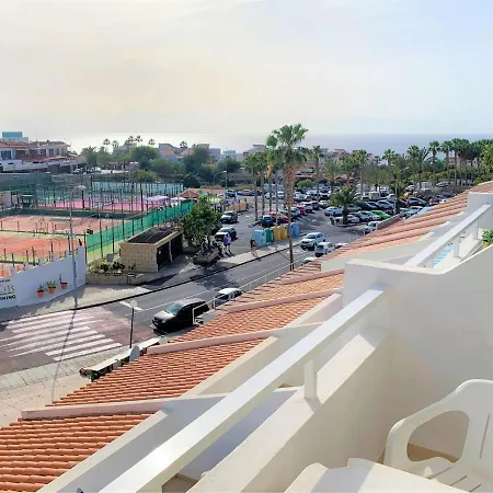 아파트 Ocean Breeze And Seaview 아데제